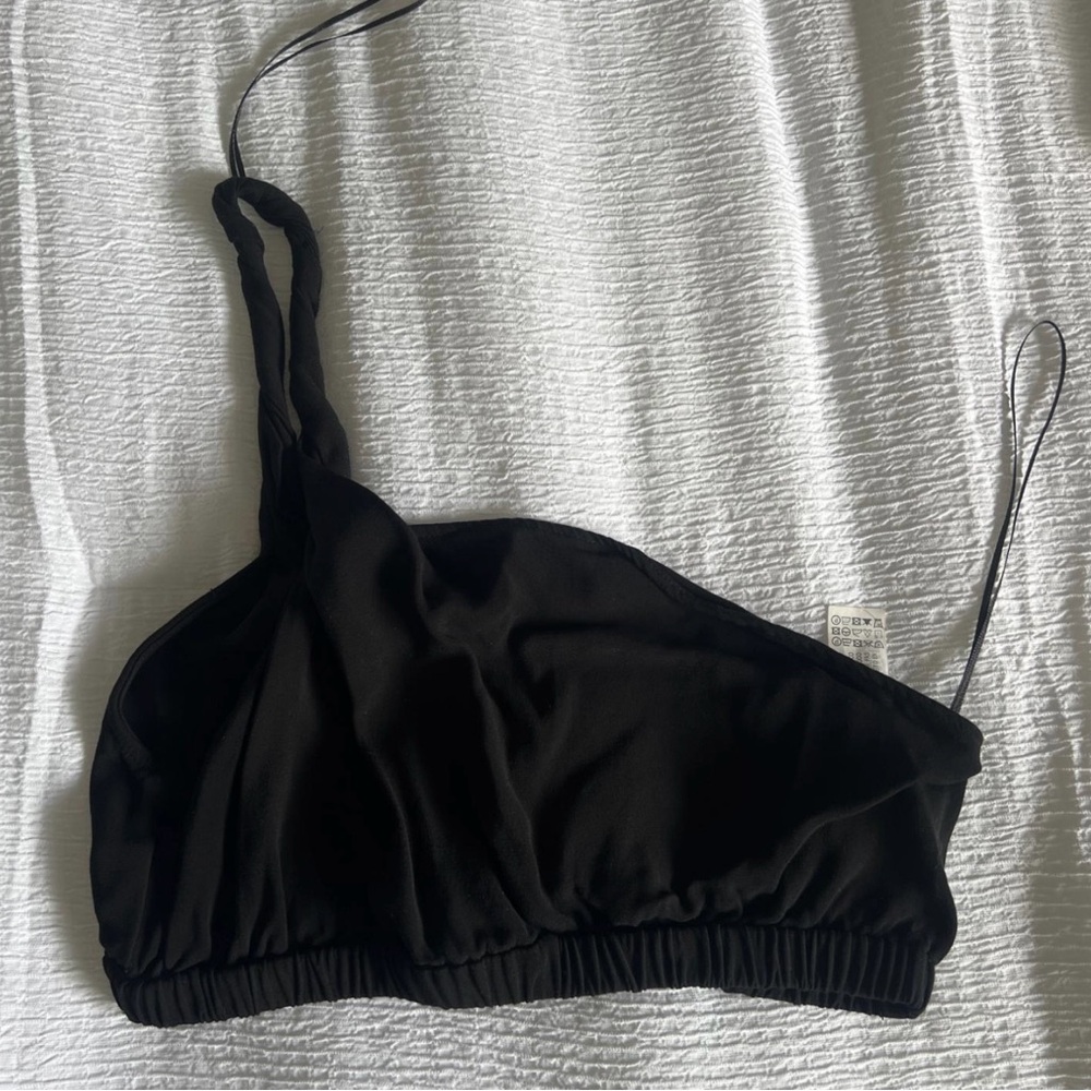 Black One-Shoulder Crop Top
